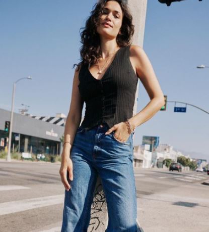 Valerie C. Robinson daughter Scarlet Schoeffling